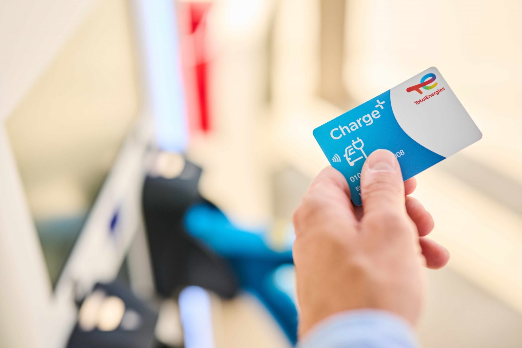 220711-total-evcharge-benbrolet-0169-scaled