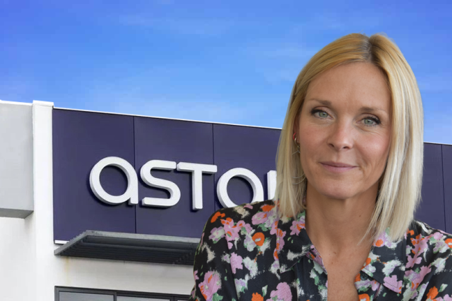 kaat astara retravaillee