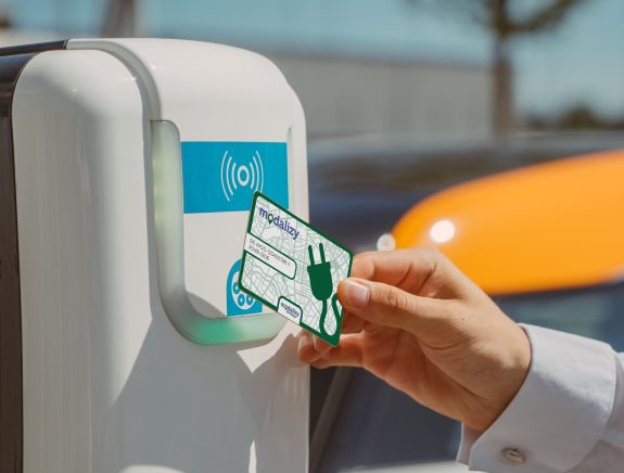 MODALIZY Card charing station[23] – copie