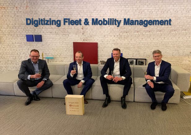 (De g à d) Arnoud Oortwijk et Gert Vandersmissen (propriétaires de Gloriant)