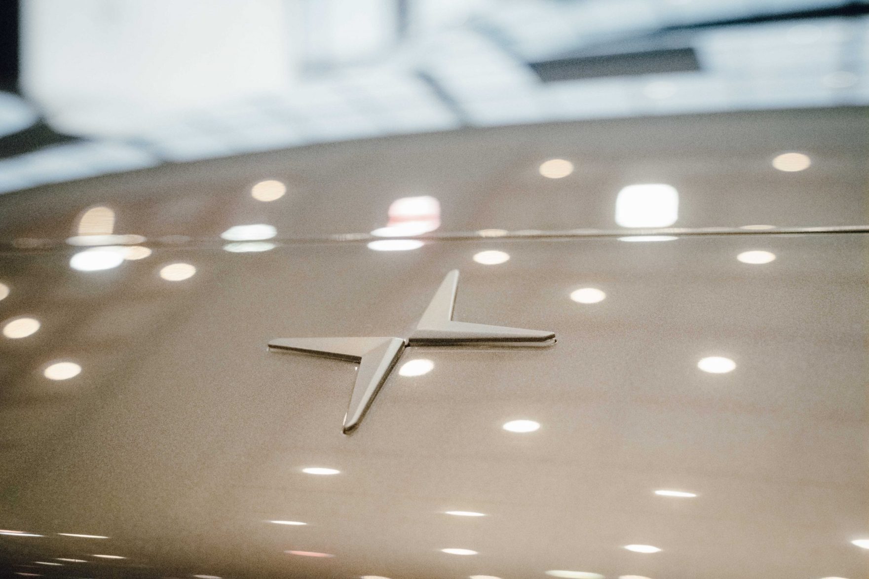 Polestar4 -7