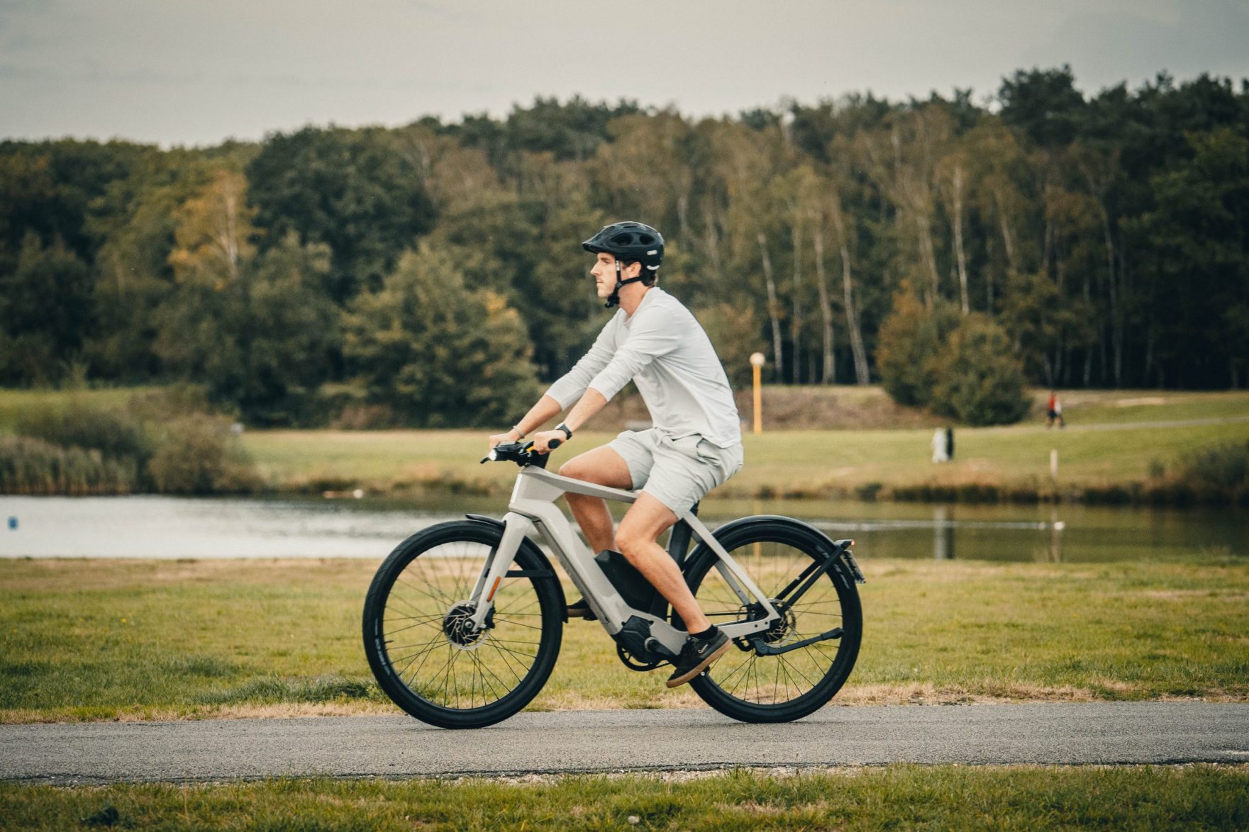Specter Bike -1|Specter Bike -4|Specter Bike -5|Specter Bike -8
