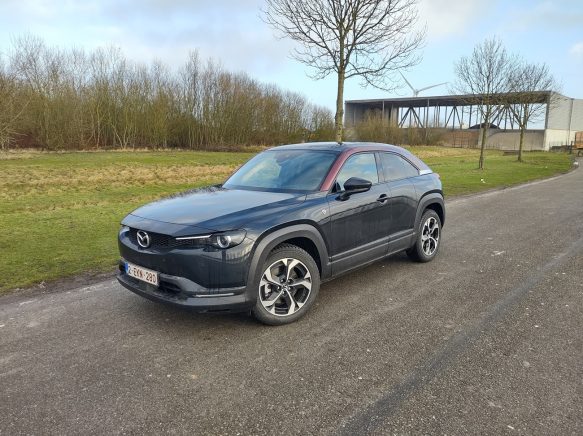 Mazda MX-30 R-EV_cMaxime Pasture L2F 2