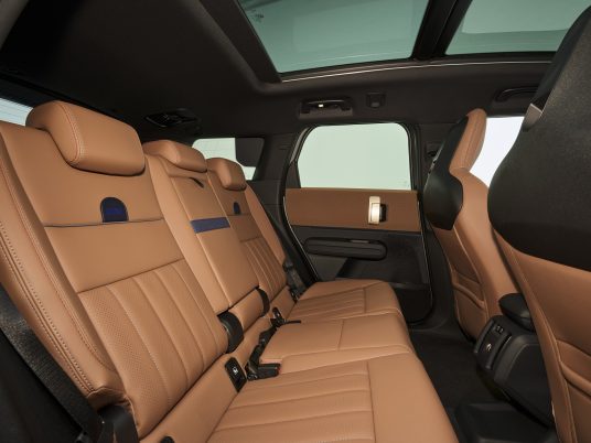 P90518578_highRes_mini-countryman-se-a_ld