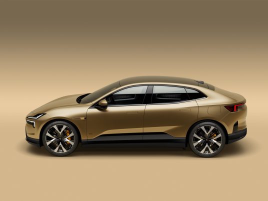 Polestar 4 profil