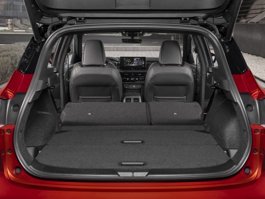 Nissan QASHQAI : le pionnier des crossovers encore plus séduisant et plus performant