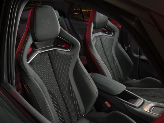 Les nouveaux sièges Cup Bucket amènent vraiment un plus à cette version VZ.