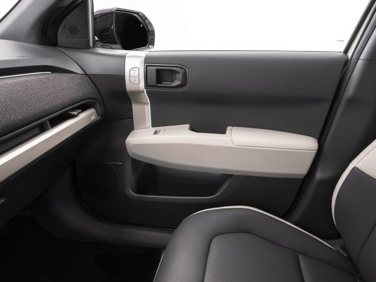 kia-ev3-gtline-aventurinegreen-interior-digital-1920x1080-008