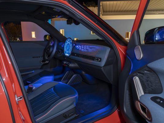 mini-aceman-se-04-20_11_ld