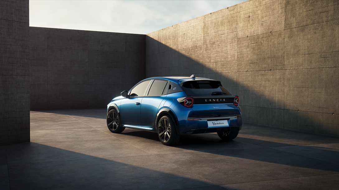 NUOVA LANCIA YPSILON EDIZIONELIMITATACASSINA3-Copy_ld