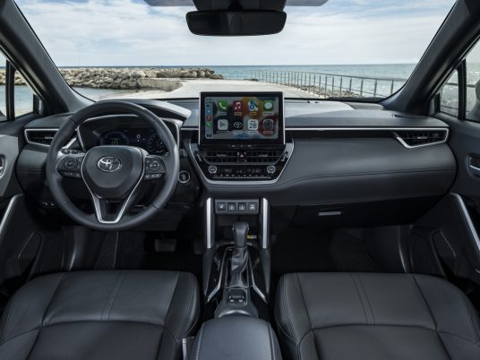 Toyota Corolla Cross Hybrid DETAIL_011