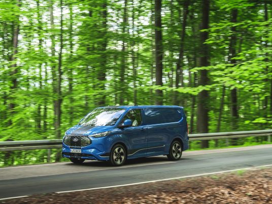 Custom_Sport_Van_L1H1_Digital_Aqua_Blue_021-LOW