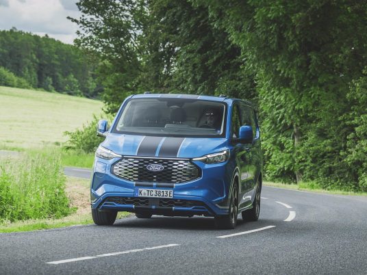 Custom_Sport_Van_L1H1_Digital_Aqua_Blue_034-LOW