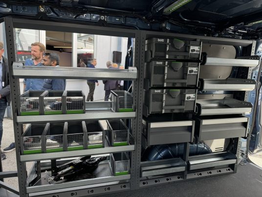 Ford-EtransitCustom-1