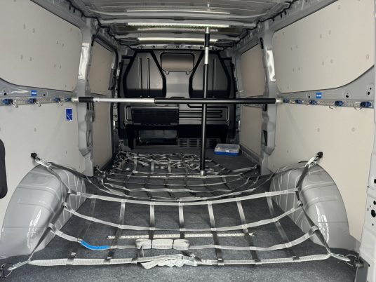 Ford-EtransitCustom-4