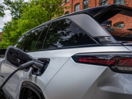 2024 Jeep® Wagoneer S Launch Edition