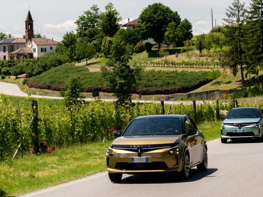 NewLanciaYpsilon_Driving (2)_ld