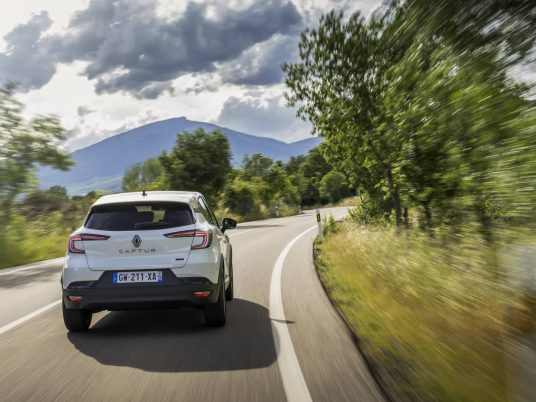 Nouveau Renault Captur E-Tech full hybrid 145 - Techno Blanc Nacre (15)