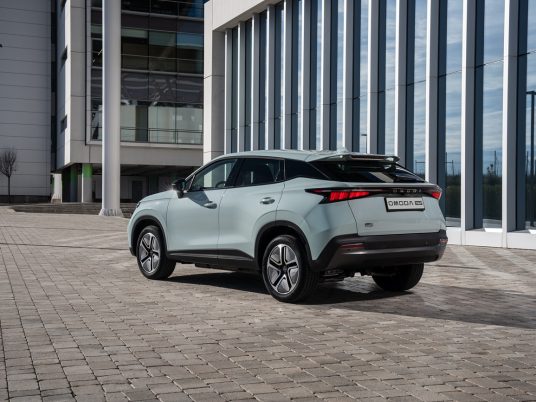 Omoda_E5_high_022 kopie_ld