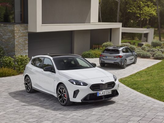 P90550989_highRes_the-all-new-bmw-1-se