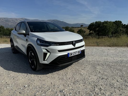 renault-Captur-2024-1