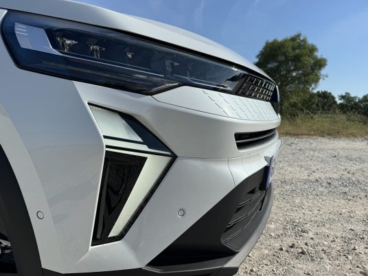 renault-Captur-2024-6