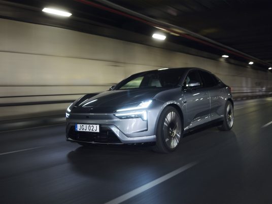 Polestar 4 - Madrid - Storm, Zinc Nappa, Pro Pack (15)