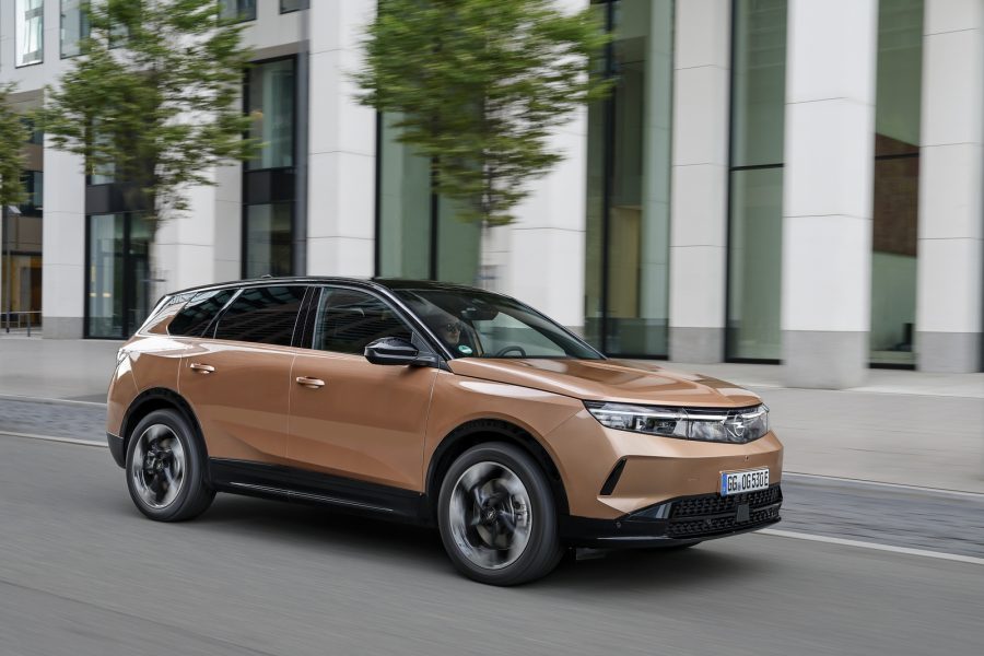 Fleettest Opel Grandland Electric: stokbrood met braadworst?