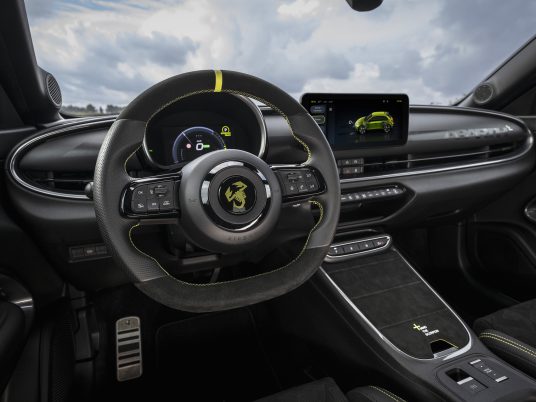 Abarth600eScorpionissima