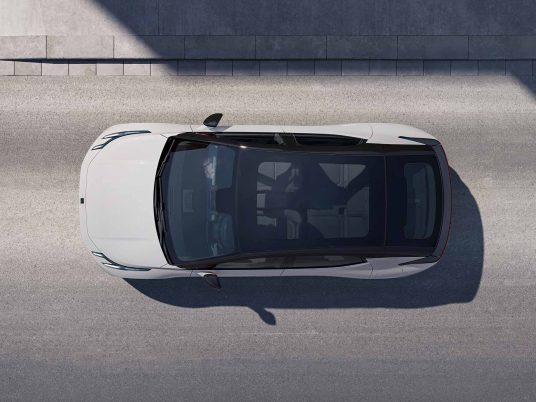 PH-02CrystalWhite-Hero-FullCarFromSide