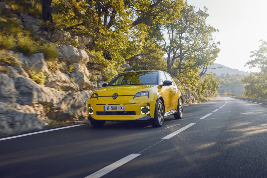 Fleet test Renault R5 E-Tech Electric: quand la conduite électrique devient fun !