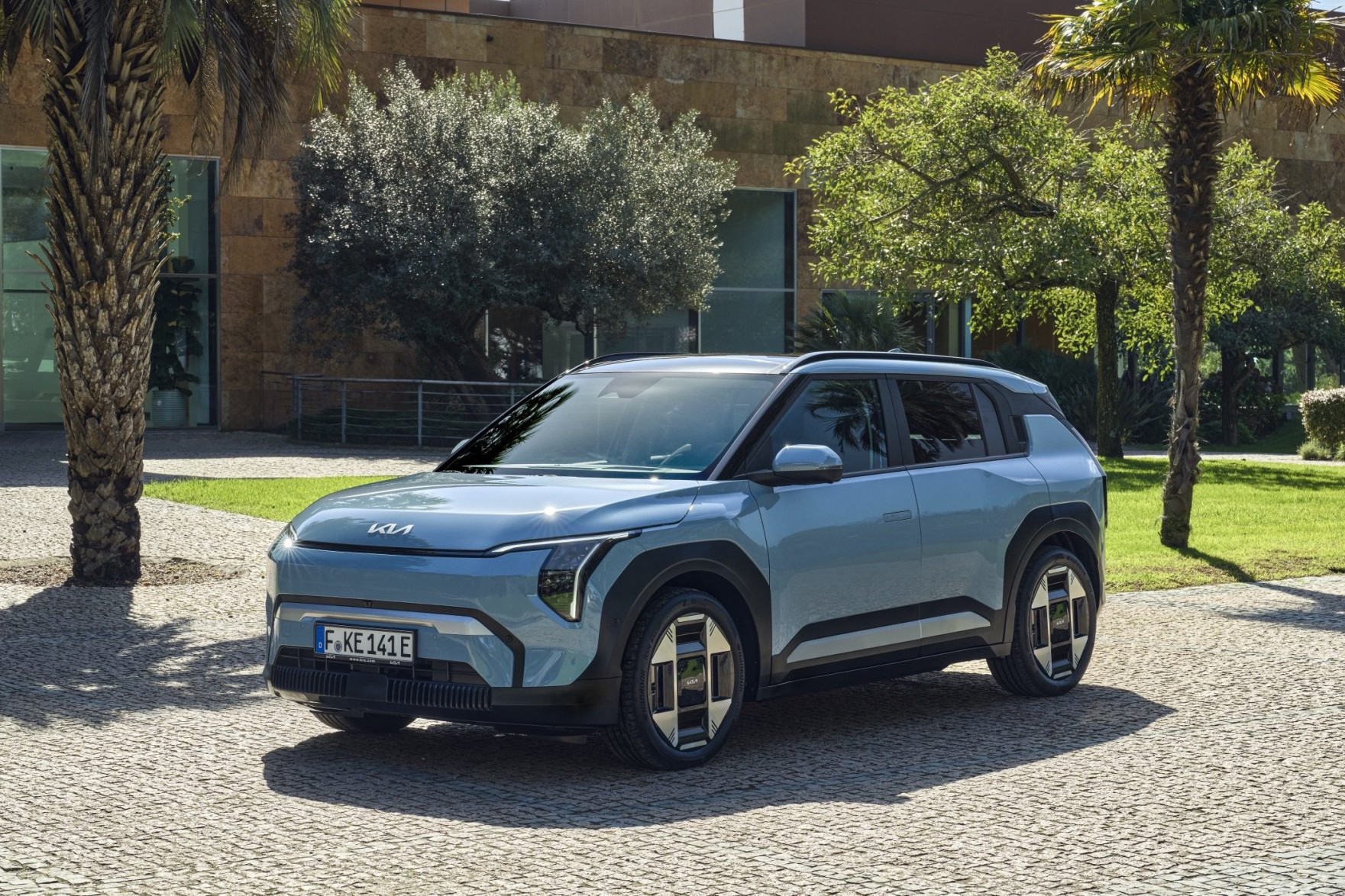 KIA EV3_-1