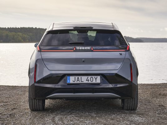 Rear_on_static_0017 copy