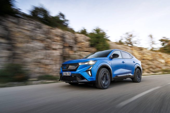 Renault Rafale E-Tech 4×4 Plug-In Hybrid 300