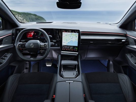 Renault Rafale E-Tech 4x4 Plug-In Hybrid 300