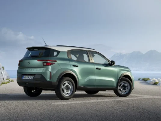 Opel Frontera Electric Edition-01