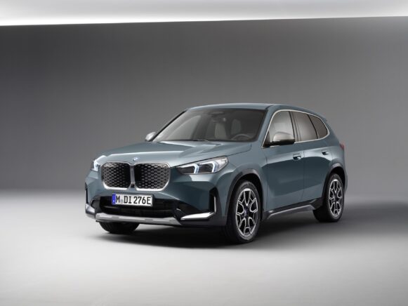 BMW iX1_2025
