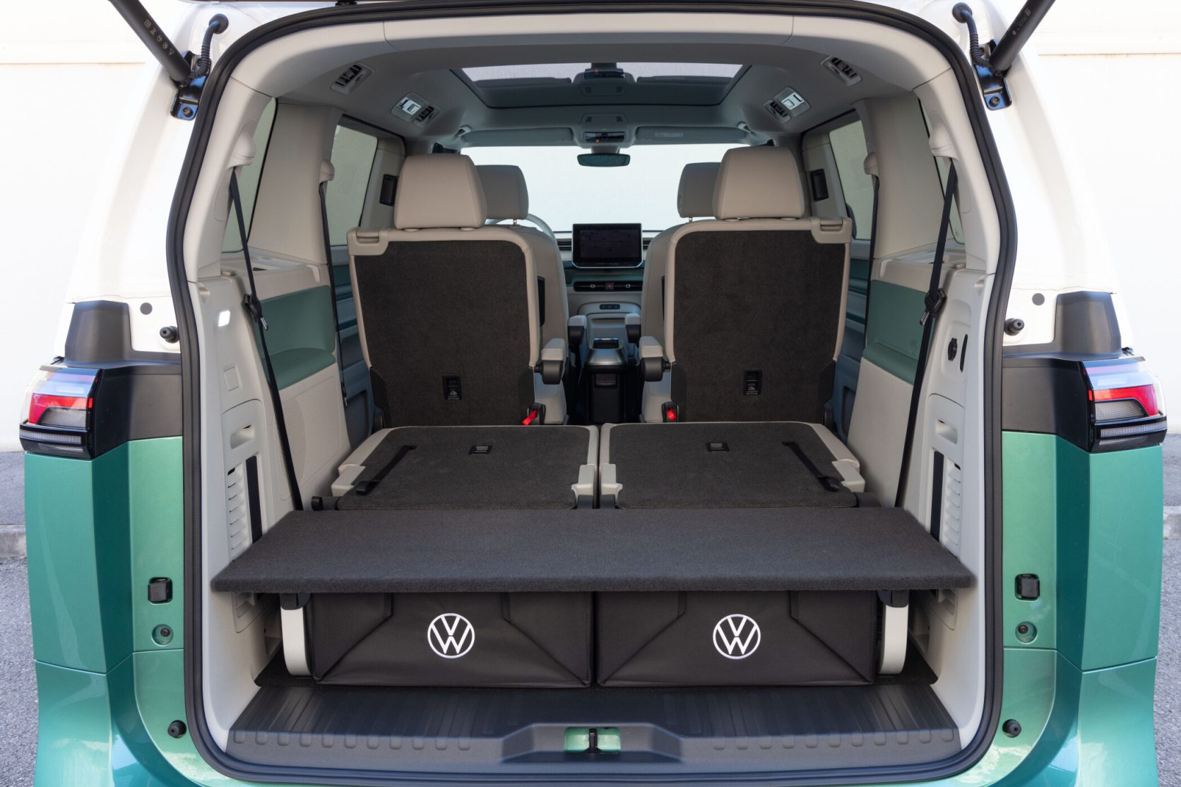 46ee67cecb483fe6596844ea7453ef78-2098x1399