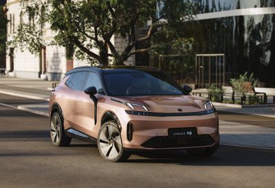 Deze plug-inhybride SUV heeft een elektrisch rijbereik van 200 km!