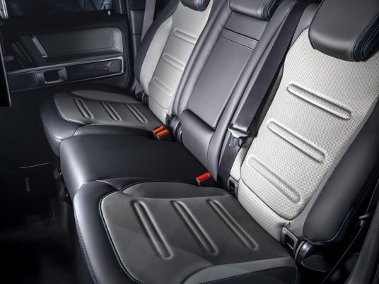 Mercedes-Benz G580 mit EQ Technology, EDITION ONE, Exterieur: MANUFAKTUR Südsee magno Interieur: Nappa Leder silver pearl / black (Energieverbrauch kombiniert: 30,3-27,7 kWh/100 km | CO2-Emissionen kombiniert: 0 g/km | CO2-Klasse: A);Mercedes-Benz G580 mit EQ Technologie (Energieverbrauch kombiniert: 30,3-27,7 kWh/100 km | CO2-Emissionen kombiniert: 0 g/km | CO2-Klasse: A) Mercedes-Benz G580 with EQ Technology, EDITION ONE, Exterior: MANUFAKTUR south see magno, Interior: Nappa Leather silver pearl / black (combined energy consumption: 30.3-27.7 kWh/100 km | combined CO₂ emissions: 0 g/km | CO₂ class: A);Mercedes-Benz G 580 with EQ Technology (energy consumption combined: 30.3-27.7 kWh/100 km | CO₂ emissions combined: 0 g/km | CO₂ class: A)