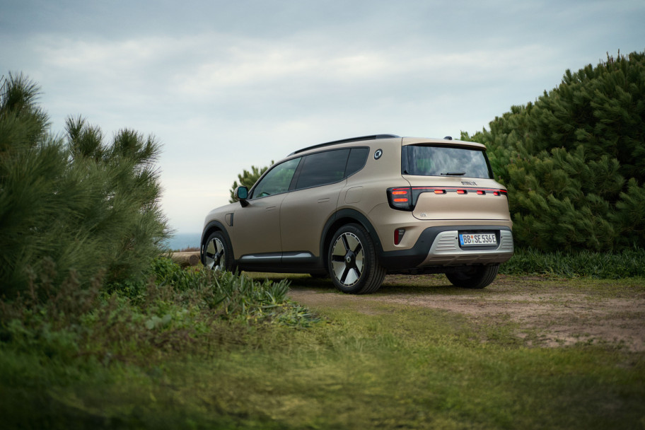 07_smart_hashtag5_Premium_Car-Only_Static_Cliff_sRGB