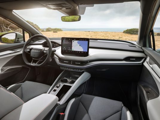 230_skoda_elroq_interior_0b951953_ld