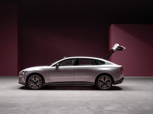 Volvo ES90 Exterior
