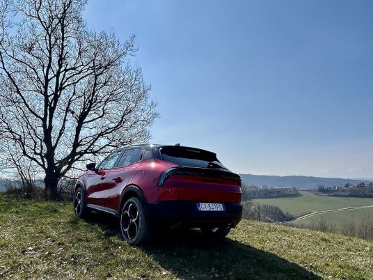 Alfa-Romeo-Junior-IbridaQ4-1