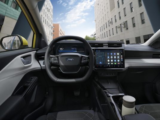 FORD_2024_PUMA_GEN-E_03-LOW