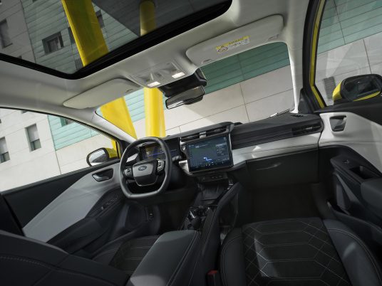 FORD_2024_PUMA_GEN-E_23-LOW