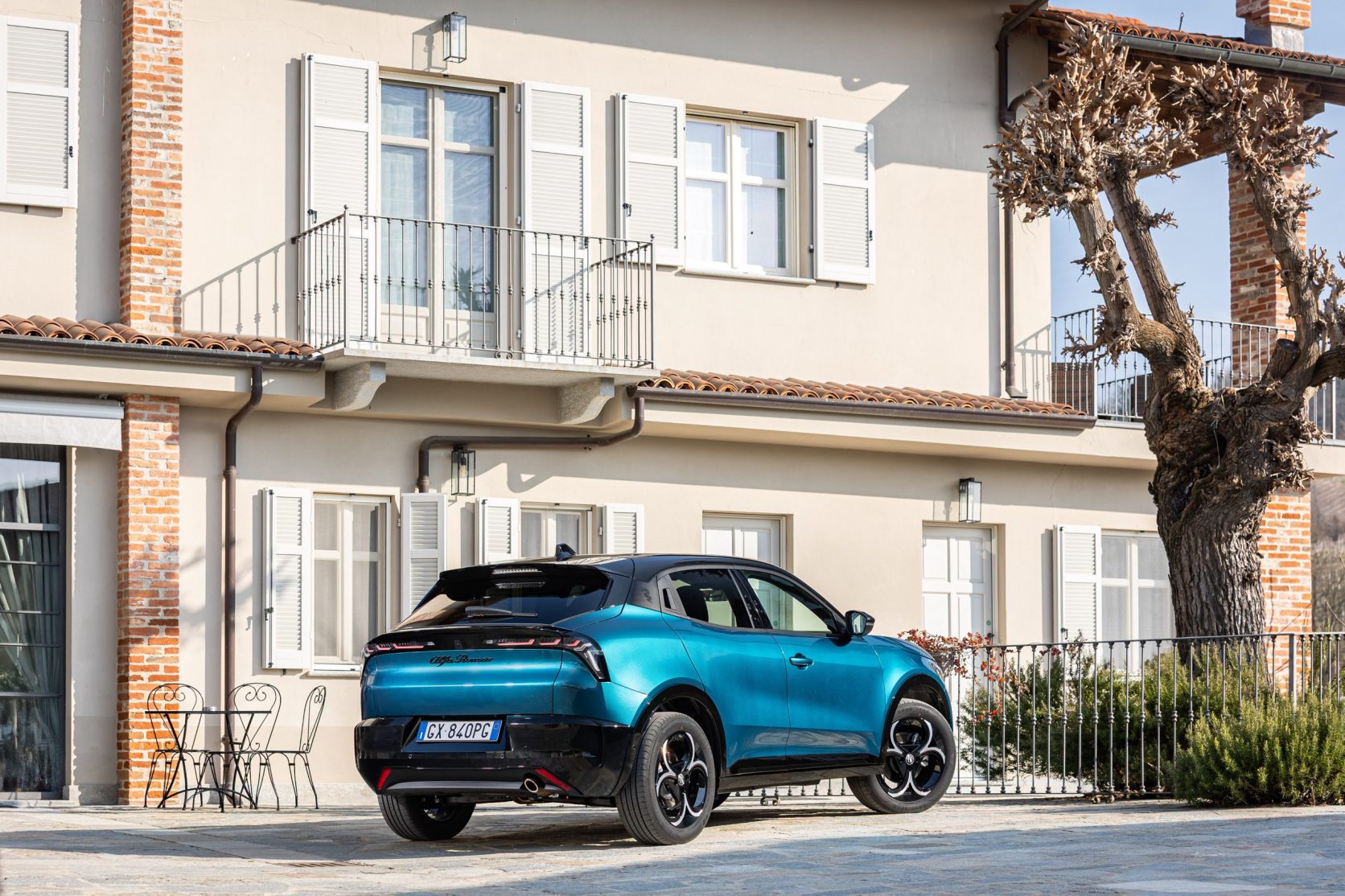 Junior Ibrida Q4 (1)