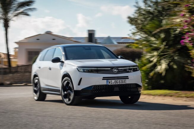 Opel Grandland PHEV 1