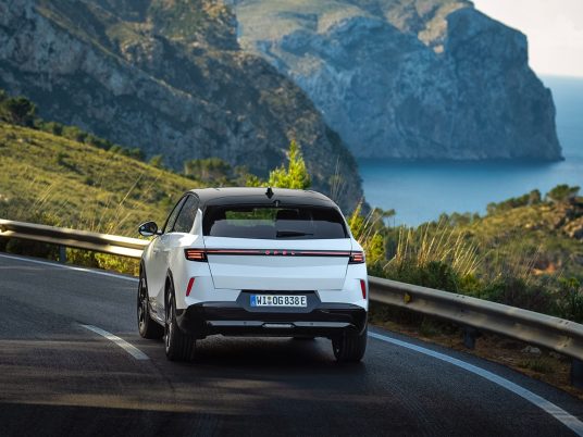 Opel Grandland PHEV 3