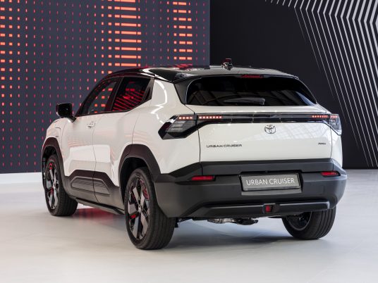 Toyota-Urban-cruiser--2